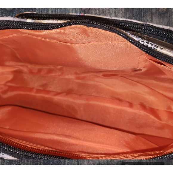 Bueno Handbag - Picture 8 of 10